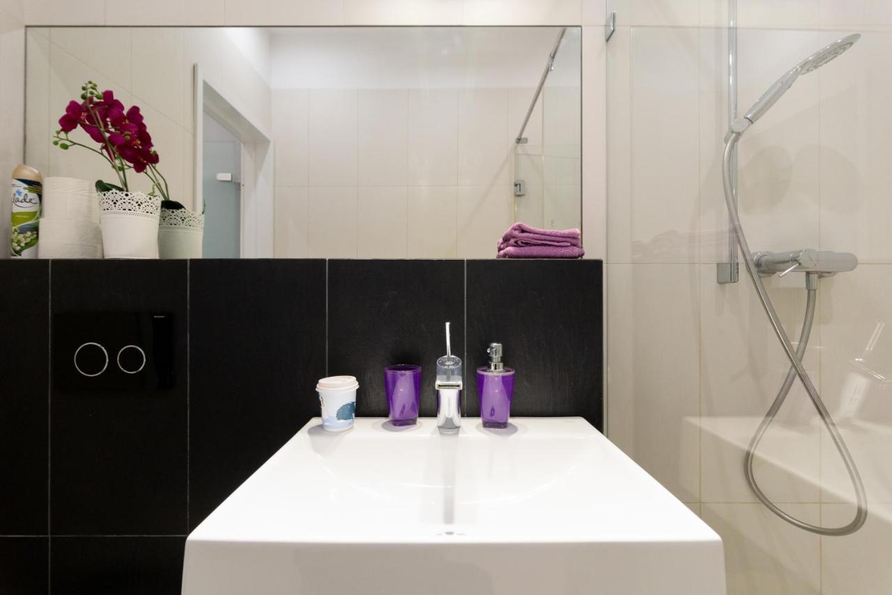 קרקוב Secret Charm Fully Equipped Apt With Balcony מראה חיצוני תמונה