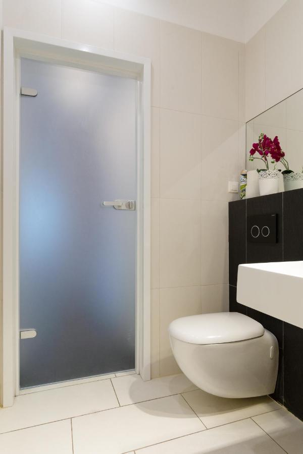 קרקוב Secret Charm Fully Equipped Apt With Balcony מראה חיצוני תמונה